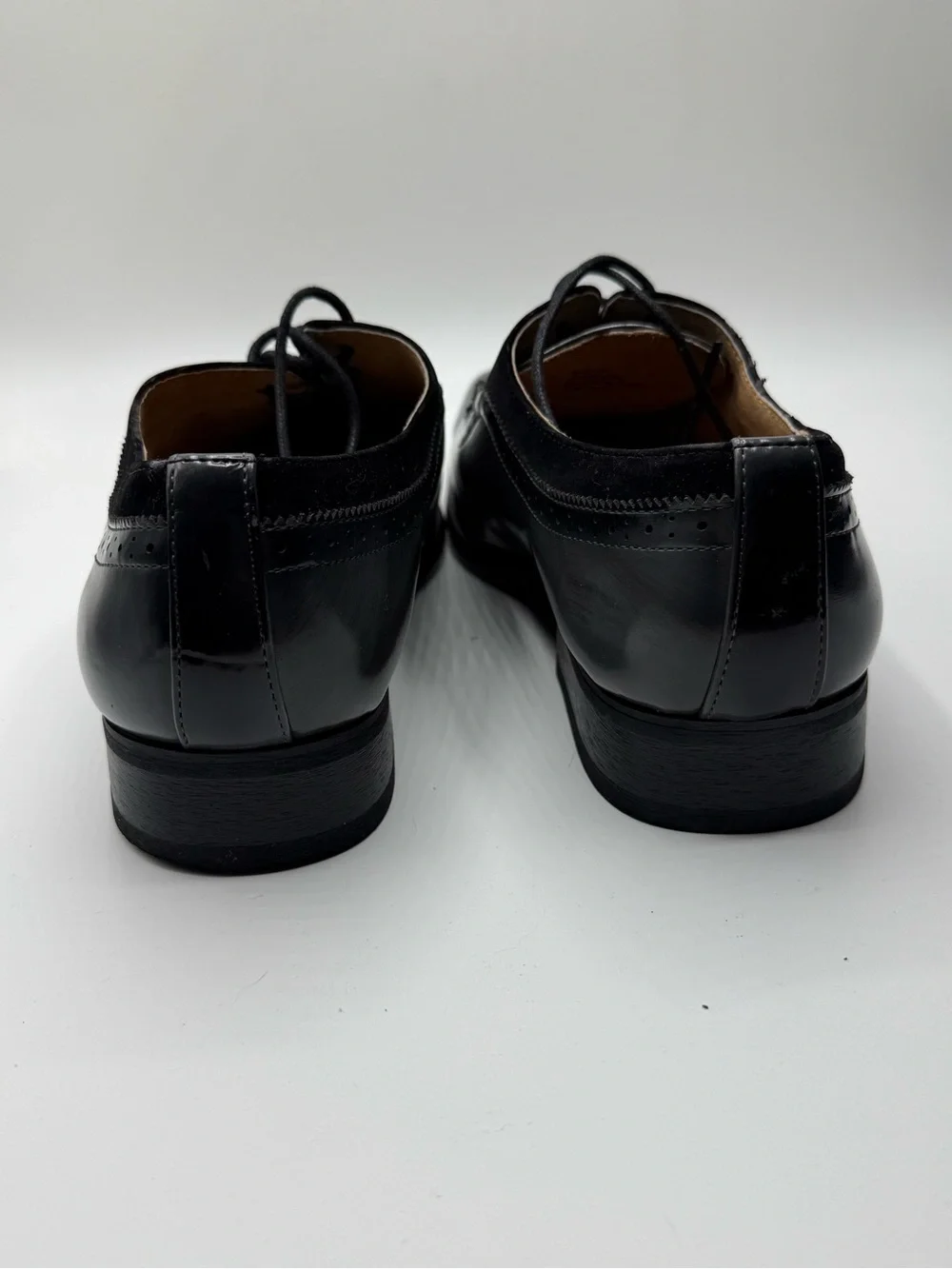 Gino Vitale polished black